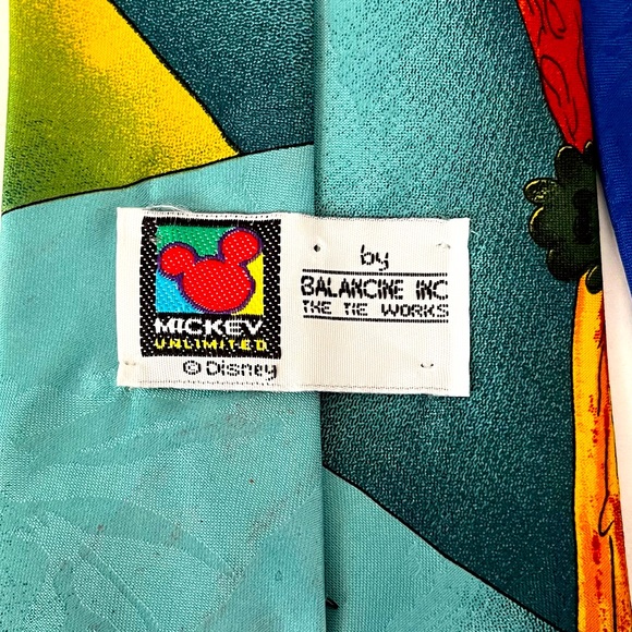 Disney Mickey Unlimited by Balance INC Vintage Mickey Mouse & Friends Golf Tie - Picture 5 of 7